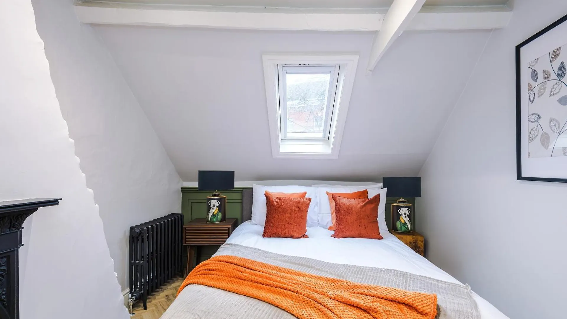 Stunning Central York Apartments - Sleep 18